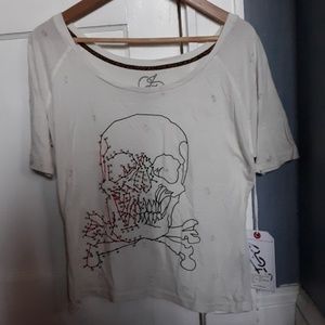 Skull crop top tshirt by iron fist